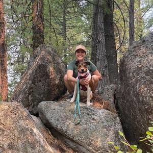 Meet your Posher, Lara